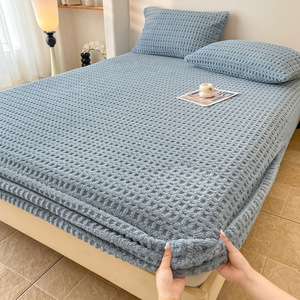 High Quality <strong>Double</strong> Size Bed <strong>Sheet</strong> Bedding Set Thickened Winter Milk <strong>Fleece</strong> 100% Polyester Microfiber <strong>Fitted</strong> <strong>Sheet</strong> - Product Image 6