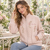 Cardigan personnalisé pour femme, broderie florale, tricot torsadé, fermeture éclair, col montant, manches longues, vêtements en tricot pour femme, OEM ODM, MOQ flexible