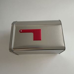 กล่องเก็บของตกแต่งคริสต์มาส กล่องของขวัญเด็ก กล่องจดหมายโลหะขนาดเล็ก DIY พร้อมธงสีแดง - Product Image 6