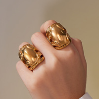 18K PVD Vergoldeter Edelstahl Ovaler Hohlring mit Gravur, Breiter, Anlaufgeschützter Statement-Ring für Damen, Vintage-Schmuckgeschenk