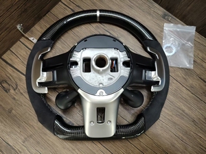 Volant en fibre de carbone fait main de luxe avec boutons OLED pour <span class=keywords><strong>Mercedes</strong></span> <span class=keywords><strong>AMG</strong></span> W213 W222 G63 C43 GLS53 GT50 A45 |   Vente en gros OEM - Product Image 6