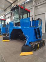 Mesin pembuat kompos seluler tanggal kotoran sapi, mesin pembuat kompos organik traktor pertanian Crawler jenis kompos