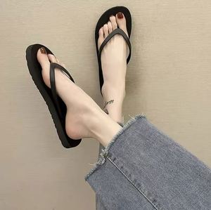 OEM Wholesale Ladies Women PVC Sandals Wedding Guest Flip Flops Shoes Beach Outdoor Fashion Summer Flip-flops <b>Slippers</b> - Product Image 3