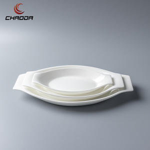 8/10/12 Inch Boat Shaped Sushi <strong>Trays</strong> White Ceramic Oval Dinner Fish Plate Durable <strong>Dessert</strong> Snack Plate for Restaurants - Product Image 3
