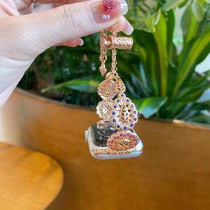 <span class=keywords><strong>Bracelet</strong></span> diamant à la mode pour IWatch Series 8 7 6 5 4 <span class=keywords><strong>3</strong></span> 2 1 <span class=keywords><strong>Bracelet</strong></span> en acier inoxydable pour bracelets de montre <span class=keywords><strong>Apple</strong></span> 44 42 40 <span class=keywords><strong>38</strong></span> <span class=keywords><strong>mm</strong></span> - Product Image 5