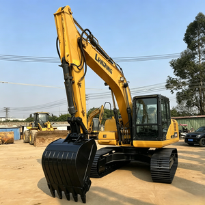 Excavatrice sur chenilles 915E de 15 tonnes, économique et performante, avec châssis robuste, machine de terrassement lourde pour les travaux de développement de terrains. - Product Image 3