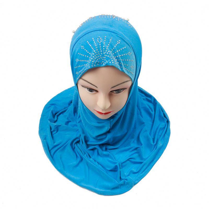 Newest Styles Netherlands Headscarf With Rhinestone