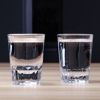 Verres à shot classiques en gros, petits, en vrac, à base lourde, en verre sodocalcique sans plomb, 85 ml/3 oz, logo personnalisé, utilisation pour vin, pub/bar/fête/hôtel