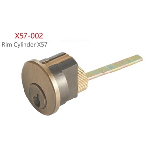 Nhà máy trực tiếp cung cấp phong cách Mỹ Lỗ mộng khóa 5/6 Pin hoán đổi cho nhau SC Key-Way <span class=keywords><strong>Master</strong></span> Key khóa cửa xi lanh - Product Image 1