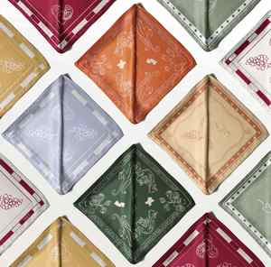 Pañuelo Personalizado para Boda, Varias Opciones de Diseño, Pañuelo de Poliéster, Algodón o Seda, Recuerdos para Despedida de Soltera, Regalo de Boda - Product Image 1