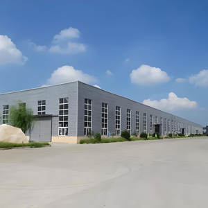 Almacén de Estructura de Acero Moderna Prefabricada de Bajo Costo en China, Fábrica Prefabricada con Soluciones Personalizadas - Product Image 1