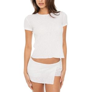 Ensemble de sport décontracté pour femme avec logo personnalisé OEM, respirant, 100 % coton, t-shirt tricoté à col rond et mini-jupe taille basse - Product Image 1