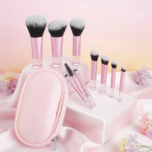Outdoor  Portable Makeup Brush Set 10 Pcs with Nylon Plastic Bag Short Mini Brushes for Concealer and Other Products