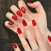 Design #3053 Vente en Gros Ongles À Presser Personnalisés en Acrylique Amande Courts de Couleur Unie, 10 Pièces, Faits Main, Rouge Oeil de Chat, Art Ongulaire en Gel