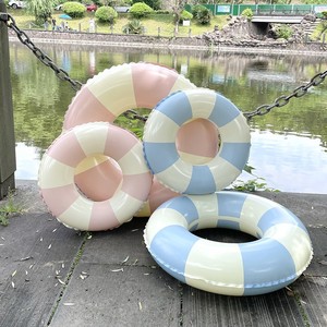 Anillo de natación inflable de PVC ecológico, flotador de piscina, tubos de natación, anillos de natación grandes a rayas para fiesta en la piscina y verano - Product Image 4