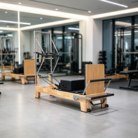 Pilates Reformers College Fitness Oak Pilates Reformer avec Half Trapeze Tower pour salles de formation et d'éducation en fitness