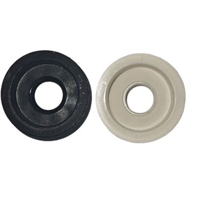 Accessoire de planche de surf en plastique à purge automatique avec trous respirants et étanches pour les activités aquatiques et le surf - Product Image 1