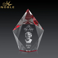 Edelsteenrode Kristallen Diamanten Trofee 3D Lasergravure Award voor Verkoopkampioen Op Maat Gegraveerd K9 Glas Prijs