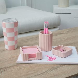 Ensemble d'accessoires de <span class=keywords><strong>bureau</strong></span> esthétiques modernes, lot de 3, organiseurs élégants en béton <span class=keywords><strong>rose</strong></span> pour stylos et fournitures de <span class=keywords><strong>bureau</strong></span> - Product Image 2