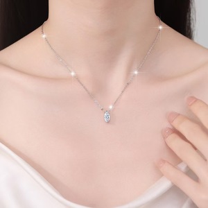 S925 argento Sterling placcato 18K <span class=keywords><strong>oro</strong></span> <span class=keywords><strong>bianco</strong></span> intarsio 1.0ct <span class=keywords><strong>D</strong></span>-colore VVS Moissanite alla moda Moissanite <span class=keywords><strong>collana</strong></span> - Product Image 5