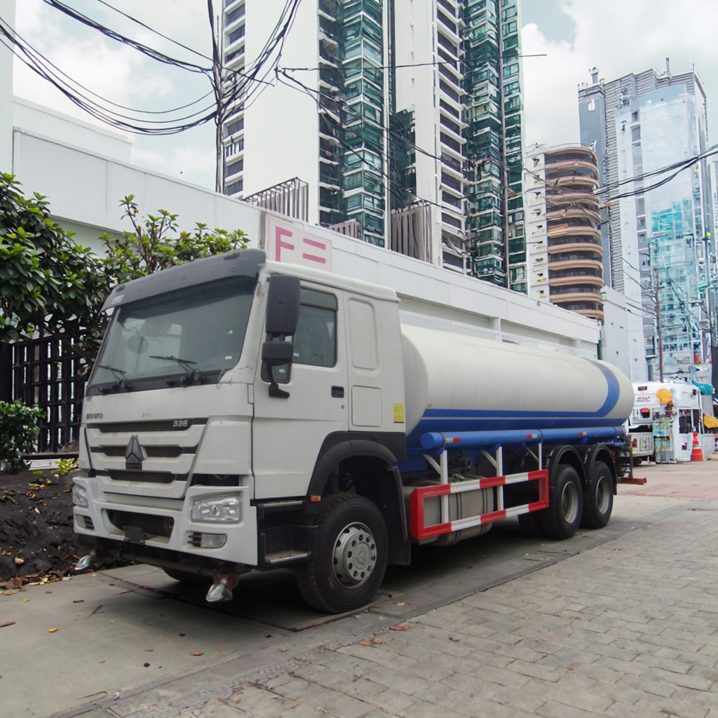 Оптовая продажа, SINOTRUK HOWO, 10 кубических метров, объем 6x4, 10 колес, 20 кубических метров, цистерны для воды, для продажи