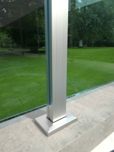 Bền thép không gỉ và thủy tinh màu đen cột lan can chủ cho cầu thang hiện đại đương đại <span class=keywords><strong>glass</strong></span> trường hợp với thiết kế thời trang - Product Image 3