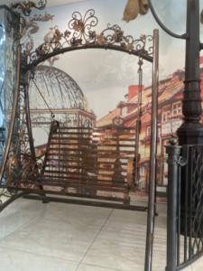 European/Classical Wrought Iron Garden <b>Swing</b> Bench Luxury 2-3 Seater Heavy Duty Outdoor <b>Patio</b> Hand Forged Metal Porch <b>Swing</b> - Product Image 3