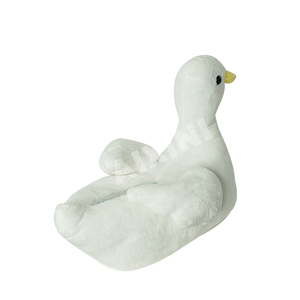 Cadeaux de Pâques pour la Saint-Valentin Chaussures d'intérieur en forme d'oie Hugy Wugy Pantoufles en peluche personnalisées - Product Image 6