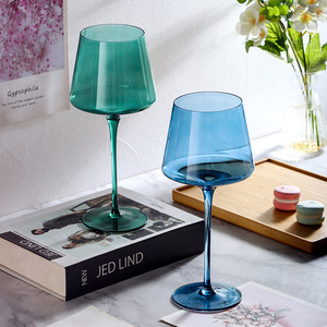 Grensoverschrijdende groothandel Aodeyu moderne milieuvriendelijke loodvrije handgemaakte mondgeblazen bordeauxrode wijnglazen creatief kleurenscherm - Product Image 2