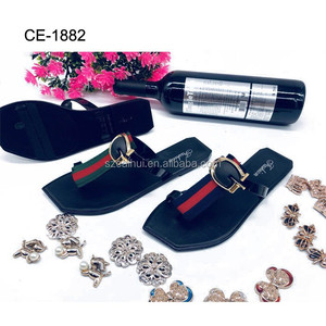 Di marca <span class=keywords><strong>Sandali</strong></span> Delle Donne Delle Signore Unico di Marca di Vibrazione di Cadute di Pantofole Designer Piatto Open Toe Slides Calzature D'oro Flop di Vibrazione Della Spiaggia - Product Image 4