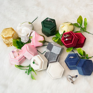 Xinxing Custom Wholesale Logo Velvet Jewelry Box Organizer For Wedding Gift Hexagon Jewellery Ring Packaging Boxes