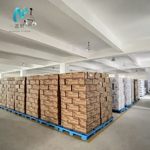 Khăn ăn Nhà sản xuất tùy chỉnh phân hủy sinh học Embossed1-2ply 12-21gsm 38*42 & 38*42cm 1/4 & 1/8 lần ăn tối Khăn ăn in khăn ăn giấy - Product Image 4