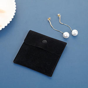 Delia minimalista eco friendly hot stamp sacchetto di gioielli di lusso busta di carta di gioielli sacchetto di imballaggio sacchetti di pelle scamosciata con bottone - Product Image 4