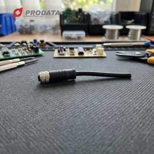 PRODATA Presse-étoupe en PVC sur mesure IP68 résistant aux UV M8 pour faisceau de câbles d'applications électroniques - Product Image 1