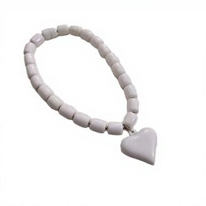 100 Piezas de Adornos de Resina Esculpida con Forma de Conejo y Zanahoria de Pascua, Accesorios de Decoración en Miniatura para Jardín, Adornos con Forma de Conejito, Decoración Pequeña para Jardinería - Product Image 4