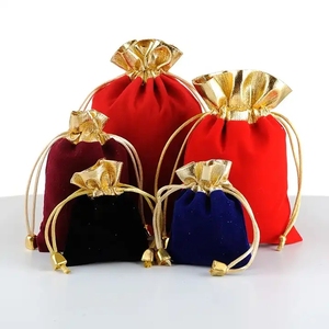 All'ingrosso sacchetto di velluto 7*9cm sacchetto di stoccaggio di gioielli di caramelle morbido portatile coulisse regalo sacchetto di nozze damigella d'onore - Product Image 2