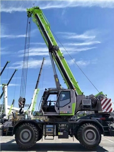 Bestselling Products High Quality Lifting <b>Machinery</b> 35 Ton Rt35 Rough Terrain Crane for Municipal <b>Engineering</b> <b>Construction</b> - Product Image 3