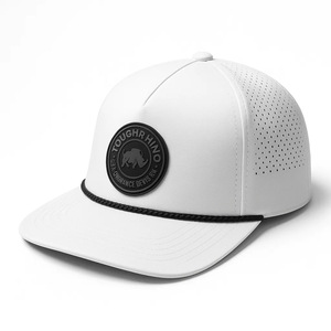 Casquette de baseball sportive imperméable à séchage rapide avec logo en caoutchouc, trous laser, 5 panneaux, réglable, structurée, pour la course à pied, 100% polyester - Product Image 5