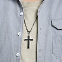 Kalung Liontin Salib Yesus Serat Karbon Sederhana Kristen, Baja Anti Karat, Perhiasan Fashion untuk Pria, Grosir, Religius
