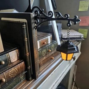 Lanterne de bibliothèque vintage style lampadaire, éclairage d'étagère, mini lampe LED blanc chaud, commande tactile, fonctionne sur piles, abat-jour en fer - Product Image 2