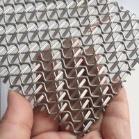 Revêtement mural en maille chevrons en acier inoxydable Shoulong, couleur personnalisée pour les terminaux d'aéroport, salles VIP, réceptions exécutives
