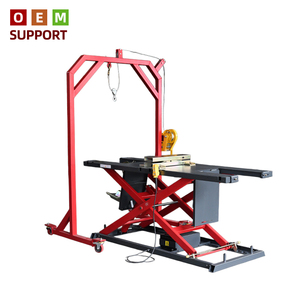 Grúa Hidráulica para Motocicletas KARLION, Capacidad de Elevación de 900 kg, Certificación CE, Plataforma de 2200x750 mm, Elevador Manual de Tipo Pórtico - Product Image 1