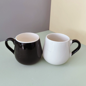 Mug en céramique moderne scandinave minimaliste grande capacité résistant aux hautes températures, personnalisable, en porcelaine, pour entreprise ODM - Product Image 5