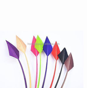 Pluma de pavo <span class=keywords><strong>con</strong></span> cabeza de flecha mixta para manualidades, tocado DIY, sombrero, accesorio de disfraz, fiesta de carnaval, decoración Floral para boda - Product Image 1