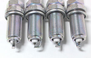 หัวเทียน <span class=keywords><strong>NGK</strong></span> <span class=keywords><strong>Laser</strong></span> <span class=keywords><strong>Iridium</strong></span> 5758 รุ่น PZFR6R สภาพใหม่ สำหรับรถยนต์ Audi A1 A3 และ Passat EOS Octavia Altea - Product Image 2