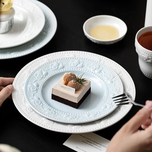 Juego <span class=keywords><strong>de</strong></span> Vajilla <span class=keywords><strong>de</strong></span> Porcelana Clásica <span class=keywords><strong>de</strong></span> Lujo con Relieve, Libre <span class=keywords><strong>de</strong></span> BPA, Estilo Nórdico, Ecológico, Elegante, Tazones para Arroz, Tazones para Sopa, Platos, Tazas - Product Image 4
