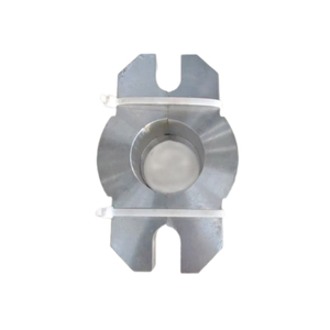 Glande fendue en acier allié usinée sur mesure avec une tolérance serrée pour les systèmes de vannes - Product Image 2