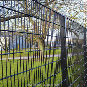 Valla Metálica de Jardín de Estilo Alemán de 2.1 <span class=keywords><strong>Metros</strong></span> de Altura, Doble Alambre Horizontal 2D - Product Image 3