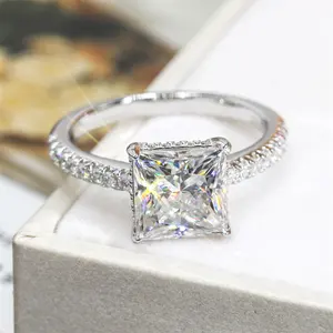 Perhiasan mewah halus Princess Cut 3CT DEF VVS putih Moissanite 9K 14K 18K soliter berlian pertunangan pernikahan cincin emas