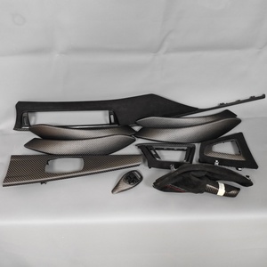 Kit de Substituição de Painel de Controle Central em Fibra de Carbono Fosca para BMW F07 F10 M3 F15 F20 F22 F30 F31 F34 F70 F82 F87 - Product Image 4